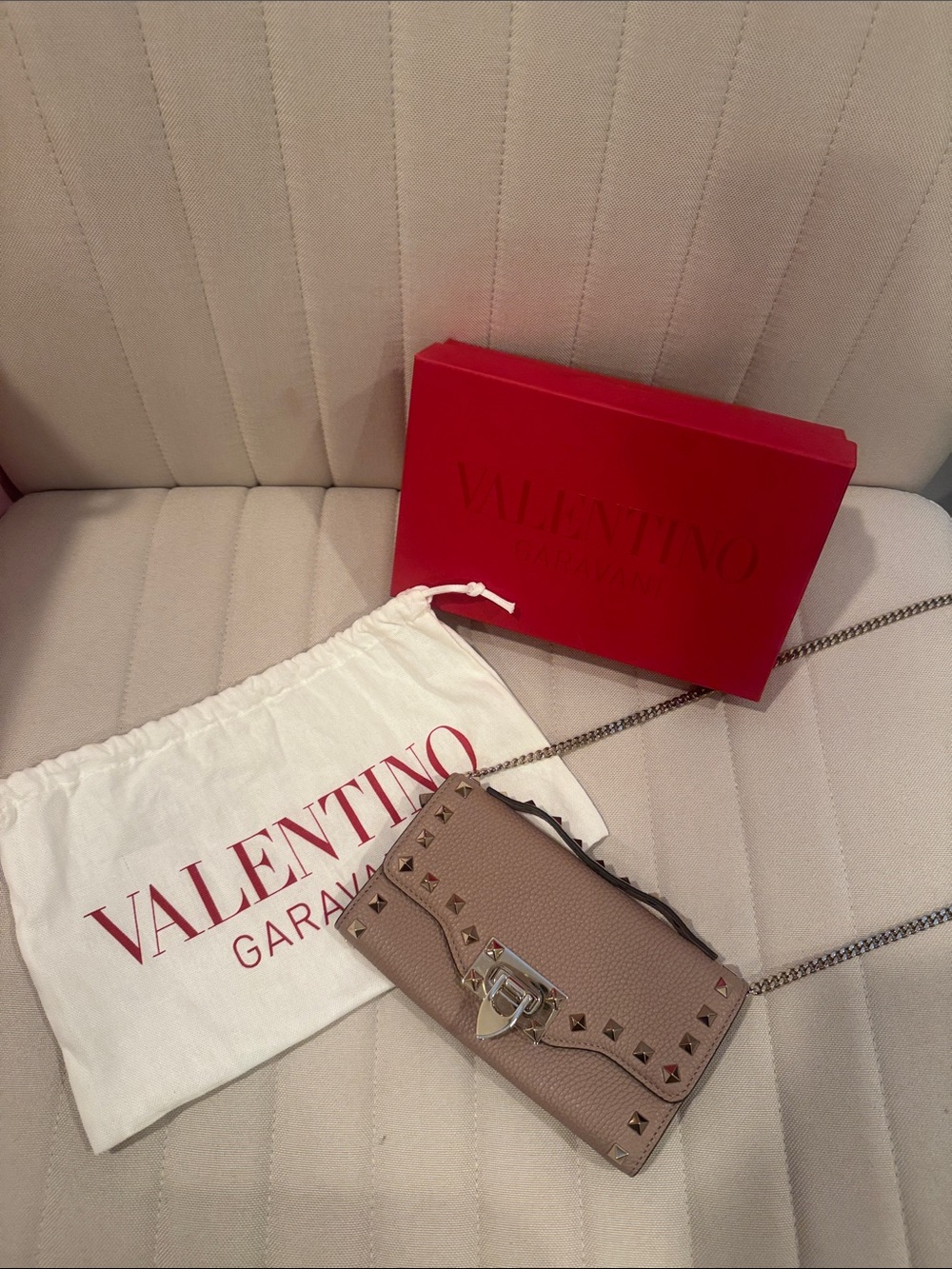 Authentic Valentino Garavani Rockstud Wallet on Chain Taupe